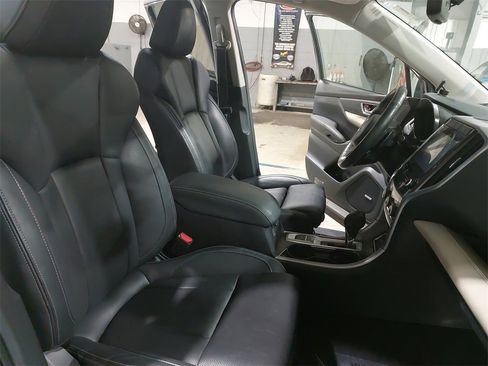 Used 2022 Subaru Ascent Limited w/ Technology Package image 10