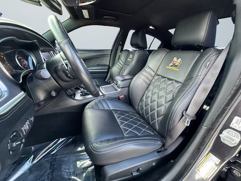 Used 2020 Dodge Charger Scat Pack w/ Plus Group RWD image 9