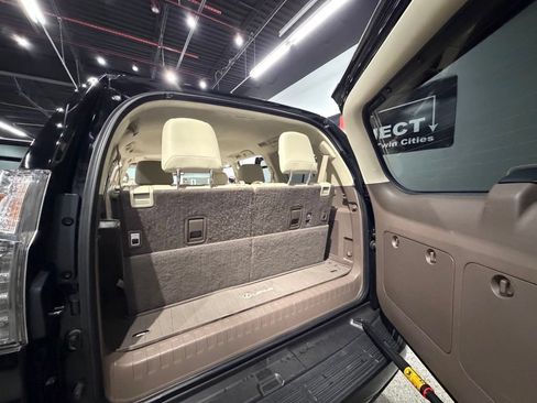 Used 2017 Lexus GX 460 Premium AWD/4WD image 43