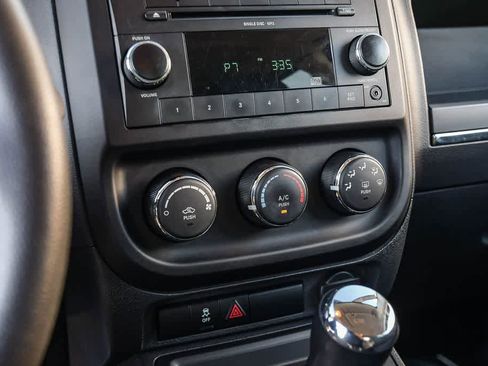 Used 2011 Jeep Compass 2WD image 20