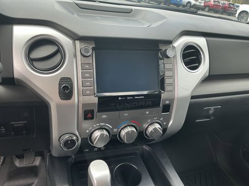 Used 2021 Toyota Tundra SR5 w/ Trail Edition image 12