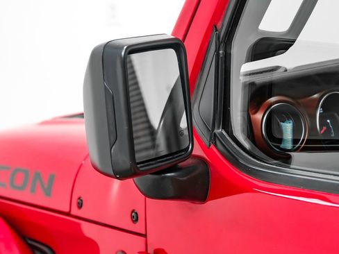 Used 2019 Jeep Wrangler Unlimited Rubicon AWD/4WD image 34