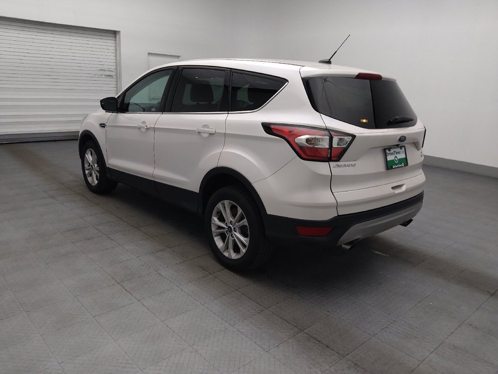 Used 2017 Ford Escape SE AWD/4WD image 3