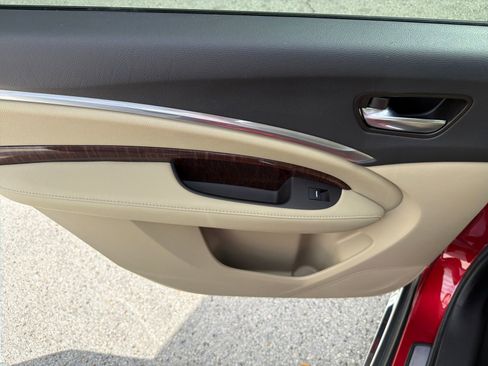 Used 2019 Acura MDX FWD image 25