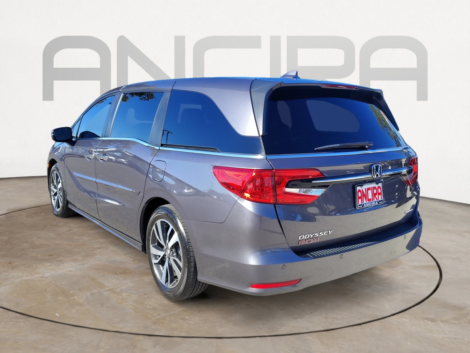 Used 2024 Honda Odyssey Touring image 9