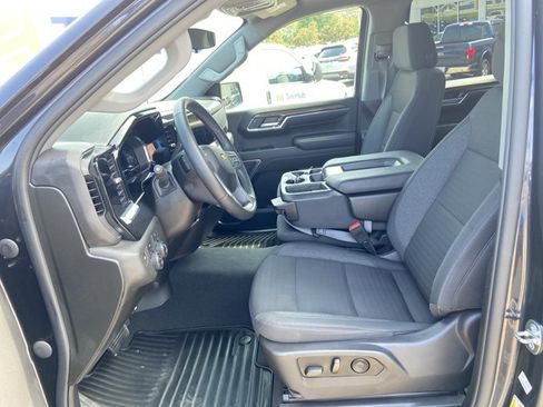 Used 2023 Chevrolet Silverado 1500 LT AWD/4WD image 35