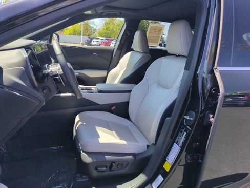 Used 2024 Lexus RX 350 w/ Convenience Package AWD/4WD image 11