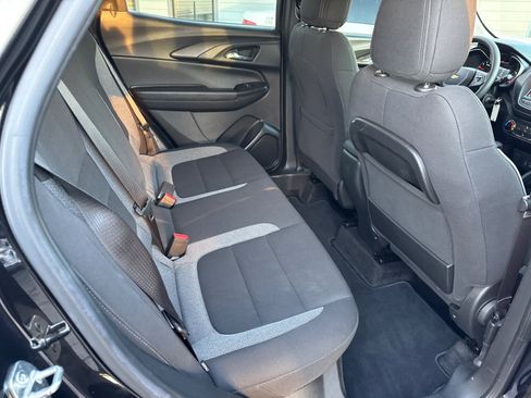 Used 2022 Chevrolet TrailBlazer LS image 9