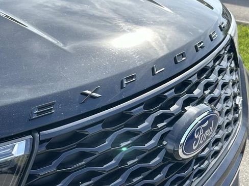 Used 2023 Ford Explorer ST w/ Equipment Group 401A image 9
