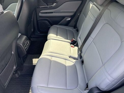 Used 2022 Lincoln Corsair FWD w/ Equipment Group 101A image 9