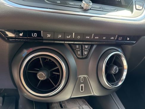 New 2025 Chevrolet Blazer LT image 14