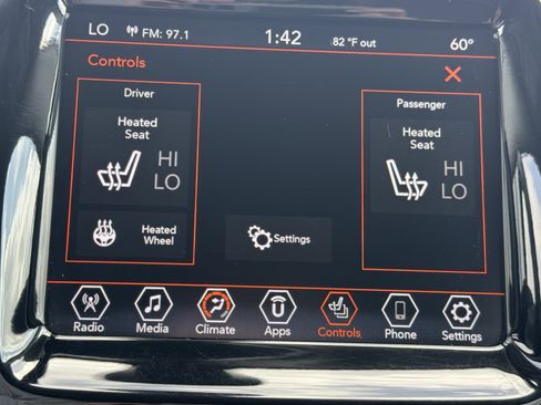 Used 2020 Jeep Compass Limited AWD/4WD image 19