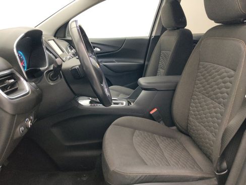 Used 2020 Chevrolet Equinox LT w/ Driver Convenience Package FWD image 17