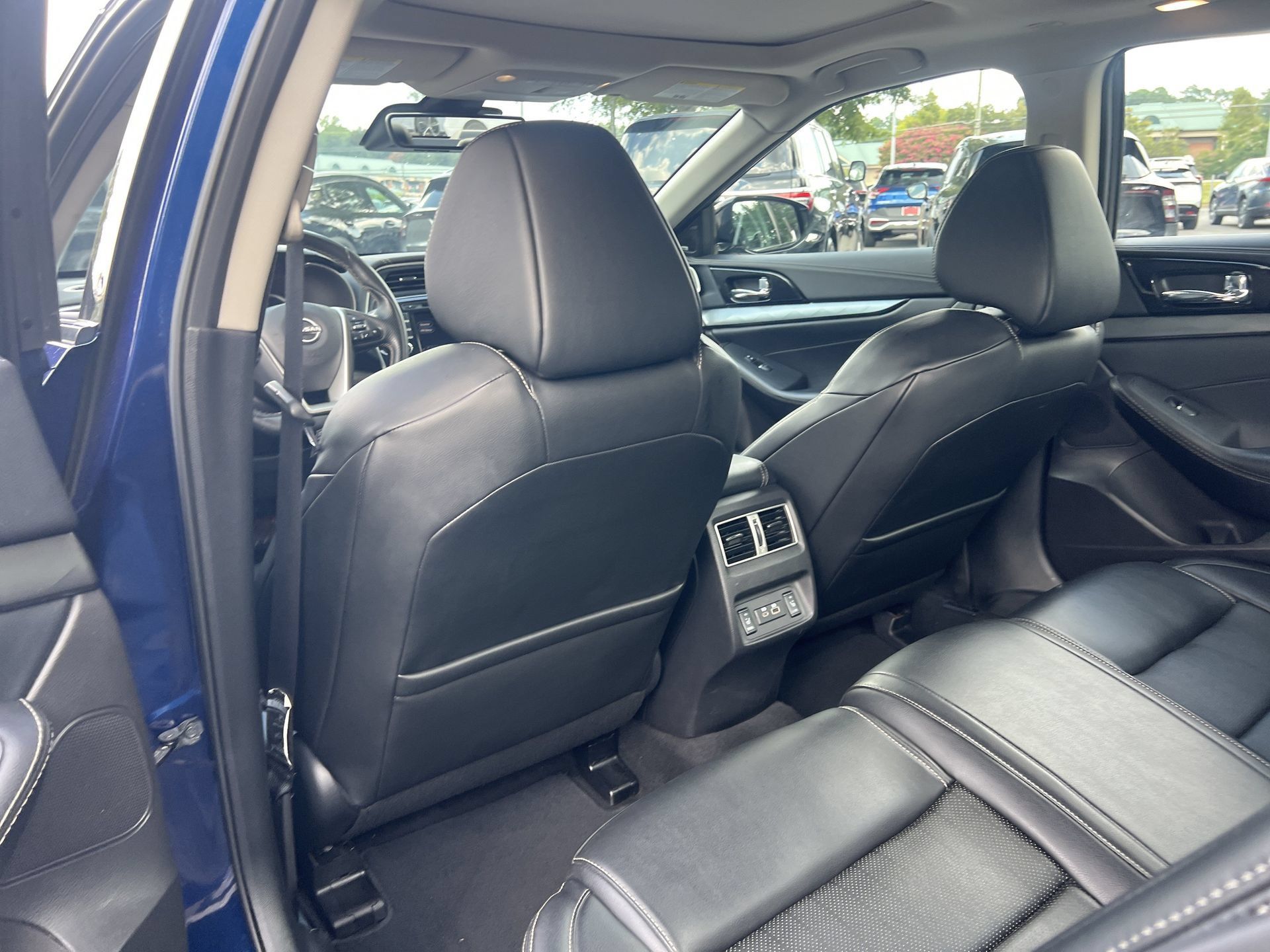 Used 2023 Nissan Maxima SL FWD image 20