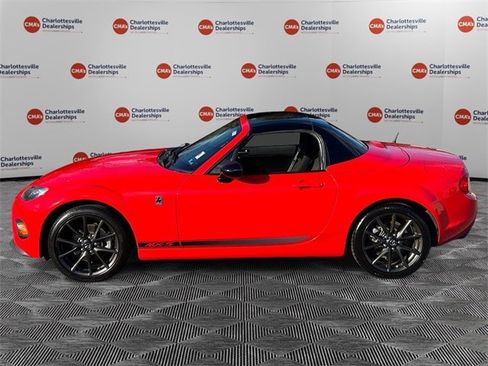 Used 2014 MAZDA MX-5 Miata Club image 2