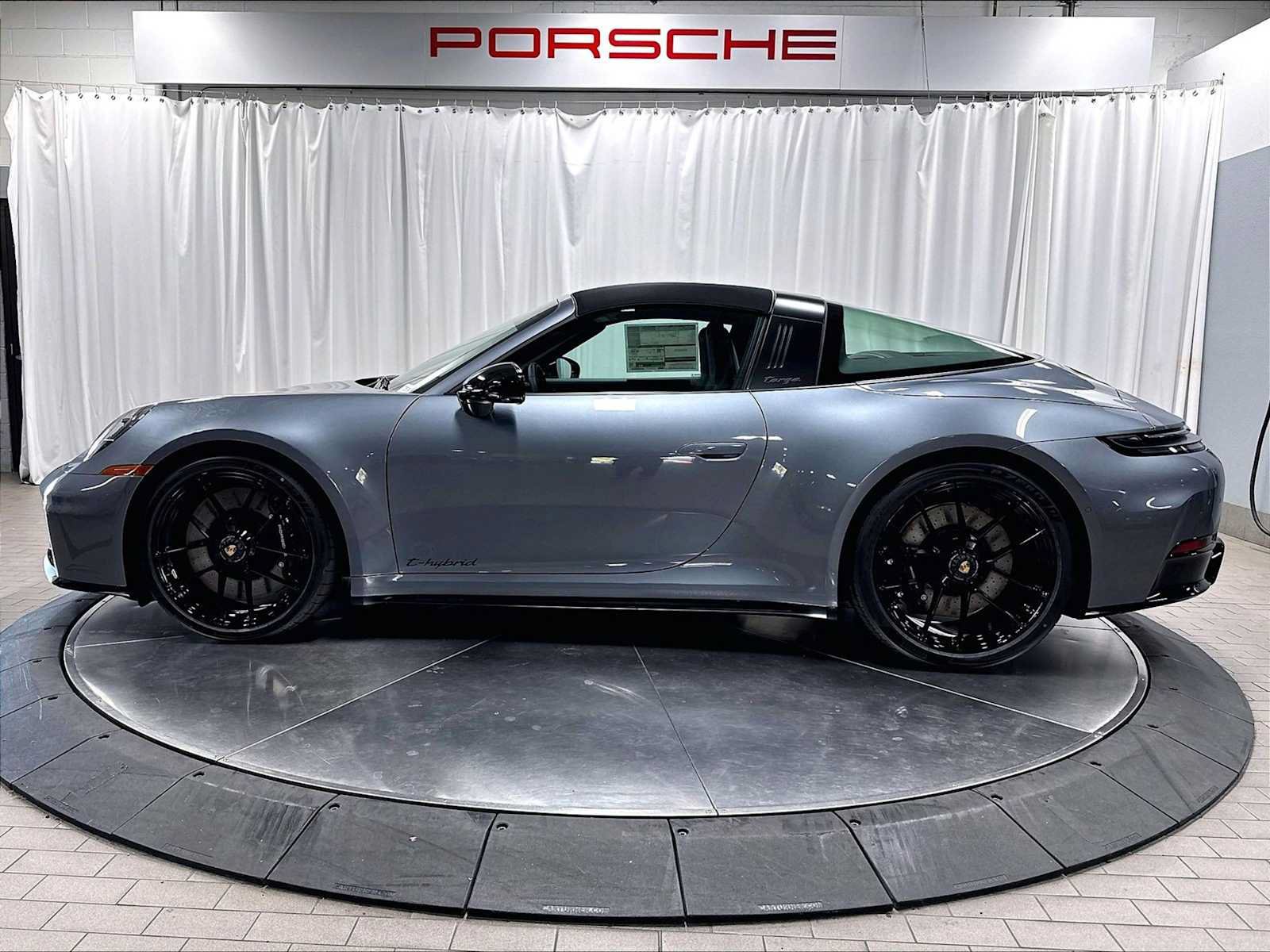 Used 2026 Porsche 911 Targa 4 GTS AWD/4WD image 2