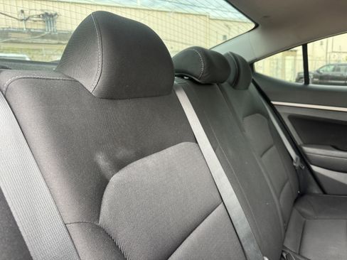 Used 2018 Hyundai Elantra SEL image 18