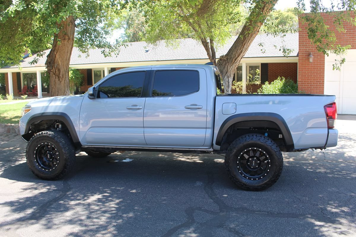 Used 2019 Toyota Tacoma TRD Off-Road AWD/4WD image 47