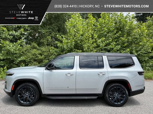 New 2026 Jeep Grand Wagoneer 4WD image 1