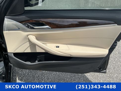 Used 2017 BMW 530i RWD image 12