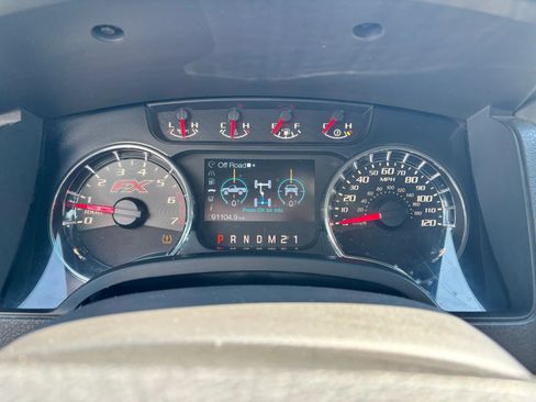 Used 2014 Ford F150 FX4 w/ Equipment Group 402A Luxury AWD/4WD image 30
