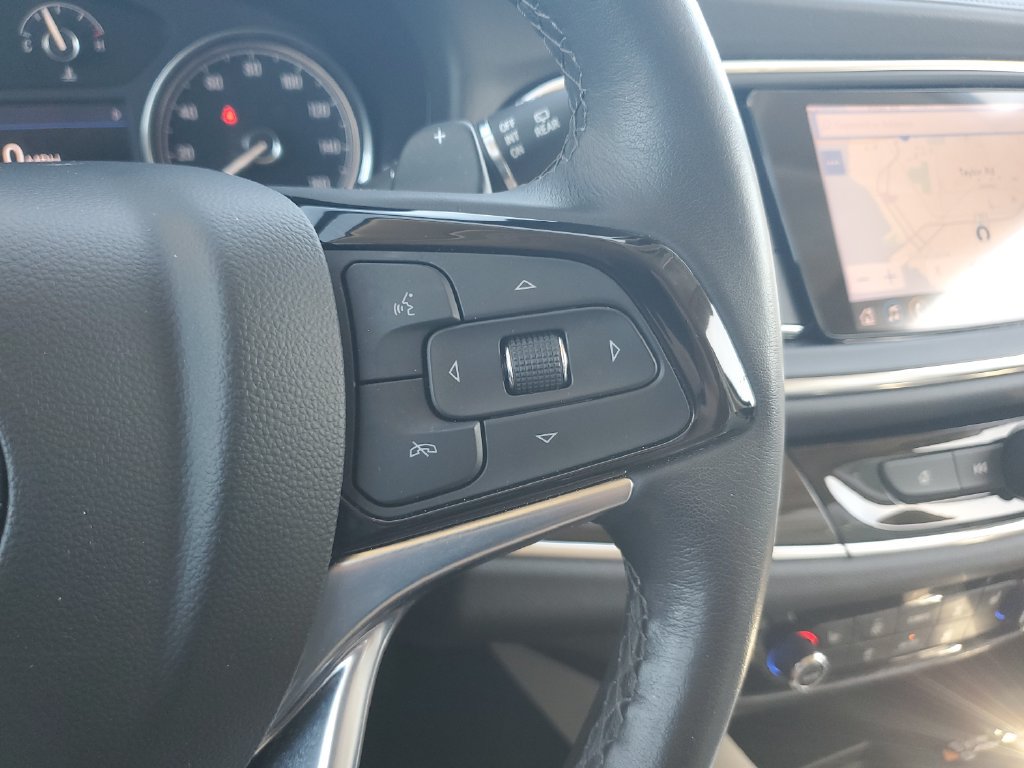 Used 2022 Buick Enclave Essence w/ Sound and Sites Package FWD image 21