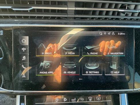 Used 2020 Audi Q8 Prestige image 14