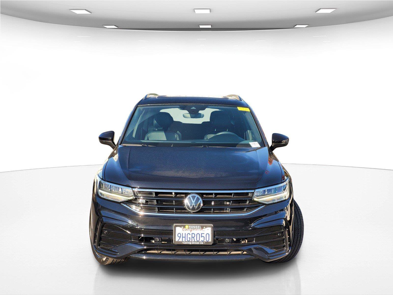 Certified 2023 Volkswagen Tiguan SE R-Line FWD image 5