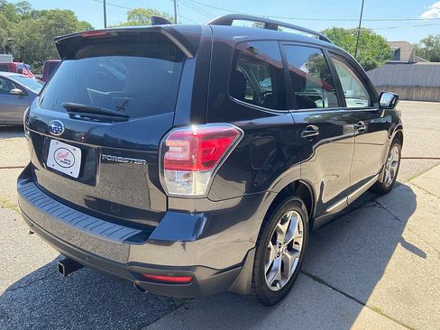 Used 2018 Subaru Forester 2.5i Touring AWD/4WD image 5