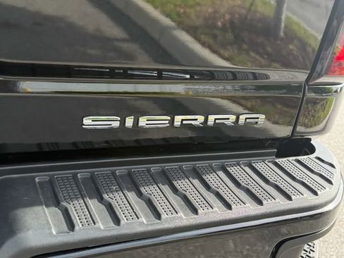 Used 2024 GMC Sierra 2500 Denali Ultimate AWD/4WD image 14