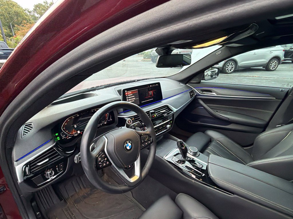 Used 2023 BMW 540i xDrive AWD/4WD image 10