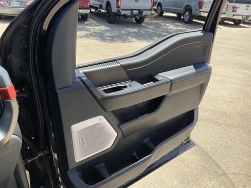 Used 2025 Ford F150 Raptor AWD/4WD image 33