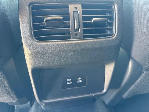 Used 2025 Nissan Rogue SV AWD/4WD image 20