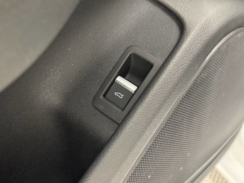 Used 2017 Audi A4 2.0T Premium w/ Audi MMI Navigation Plus image 38