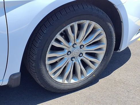 Used 2012 Chrysler 200 Limited FWD image 21