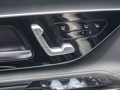 Used 2022 Mercedes-Benz SL 55 AMG 4MATIC image 22