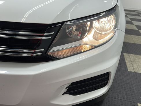Used 2017 Volkswagen Tiguan Wolfsburg Edition AWD/4WD image 27