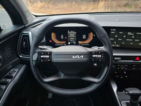 New 2026 Kia Sorento LX FWD image 7
