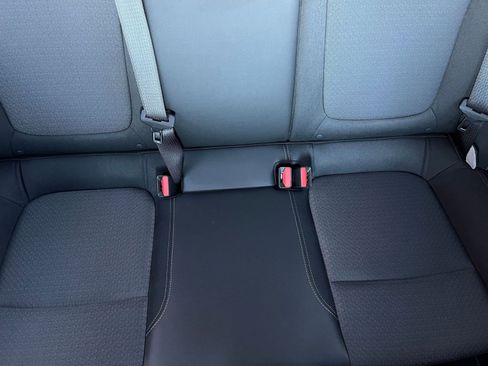 Used 2025 Buick Encore GX Preferred image 36