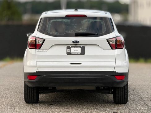 Used 2017 Ford Escape S FWD image 4