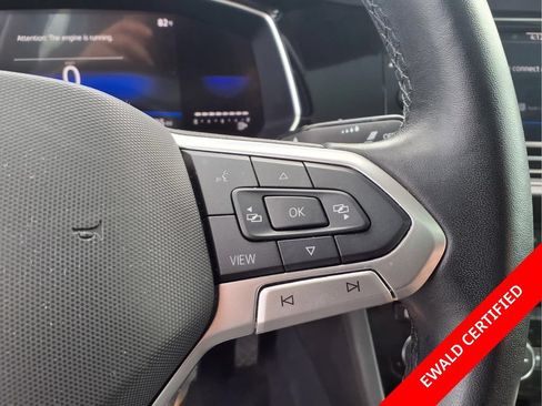 Used 2024 Volkswagen Jetta SE FWD image 22