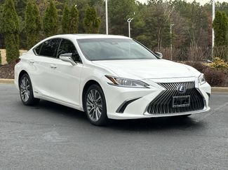 Used 2020 Lexus ES 300h w/ Premium Package video 2