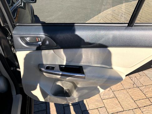 Used 2015 Subaru Crosstrek 2.0i Premium w/ Popular Package #2 image 25