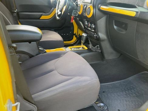 Used 2015 Jeep Wrangler Unlimited Sport w/ Quick Order Package 24S image 33