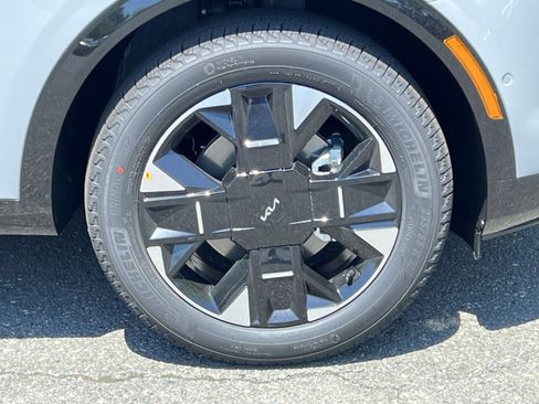 New 2026 Kia Sportage SX AWD/4WD image 25