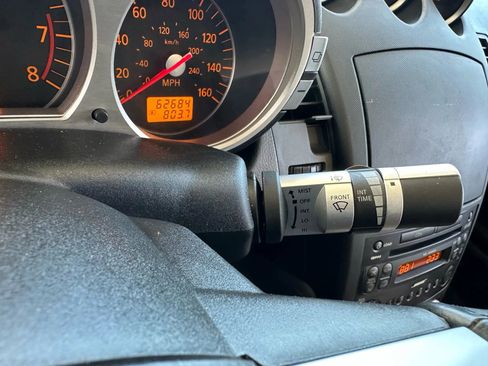 Used 2006 Nissan 350Z Touring image 19