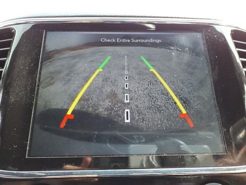 Used 2022 Jeep Grand Cherokee Limited image 27