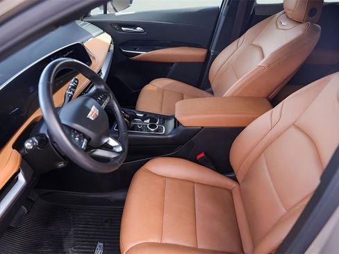 Used 2024 Cadillac XT4 Premium Luxury w/ Active Safety Package image 12