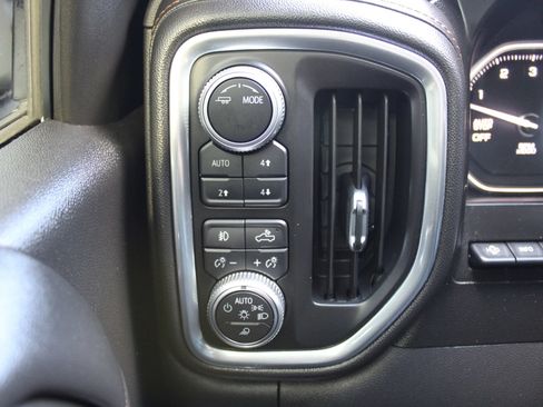 Used 2020 GMC Sierra 1500 AT4 w/ AT4 Premium Package AWD/4WD image 19