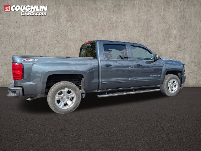 Used 2017 Chevrolet Silverado 1500 LT w/ All Star Edition AWD/4WD image 8